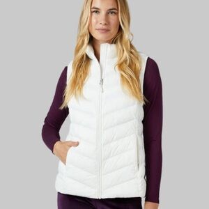 32 Degrees vest | size medium (could fit medium to large) | New with tags | NWT